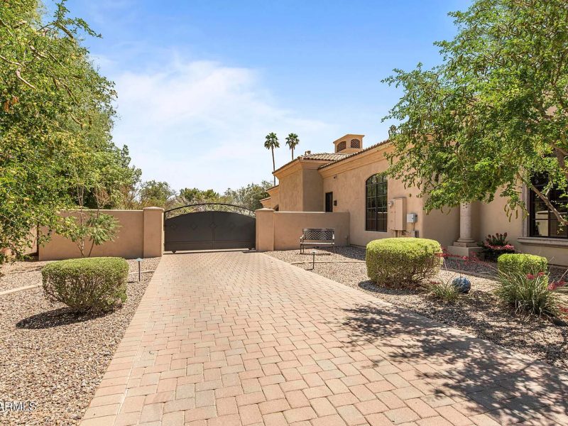 5d646f1fe63f1f4ec75c00d625f35430-uncropped_scaled_within_1536_1152